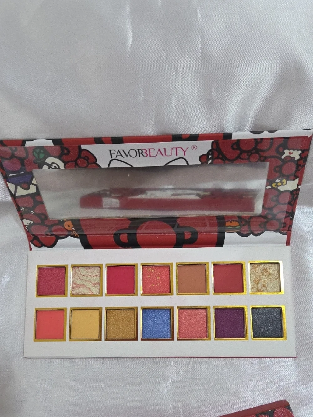 FaborBeauty Vibrant Multi-Shade Eyeshadow Palette - Pink & Gold Tones